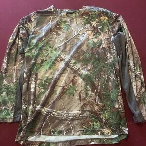 Realtree Camouflage Long Sleeve Hunting Shirt